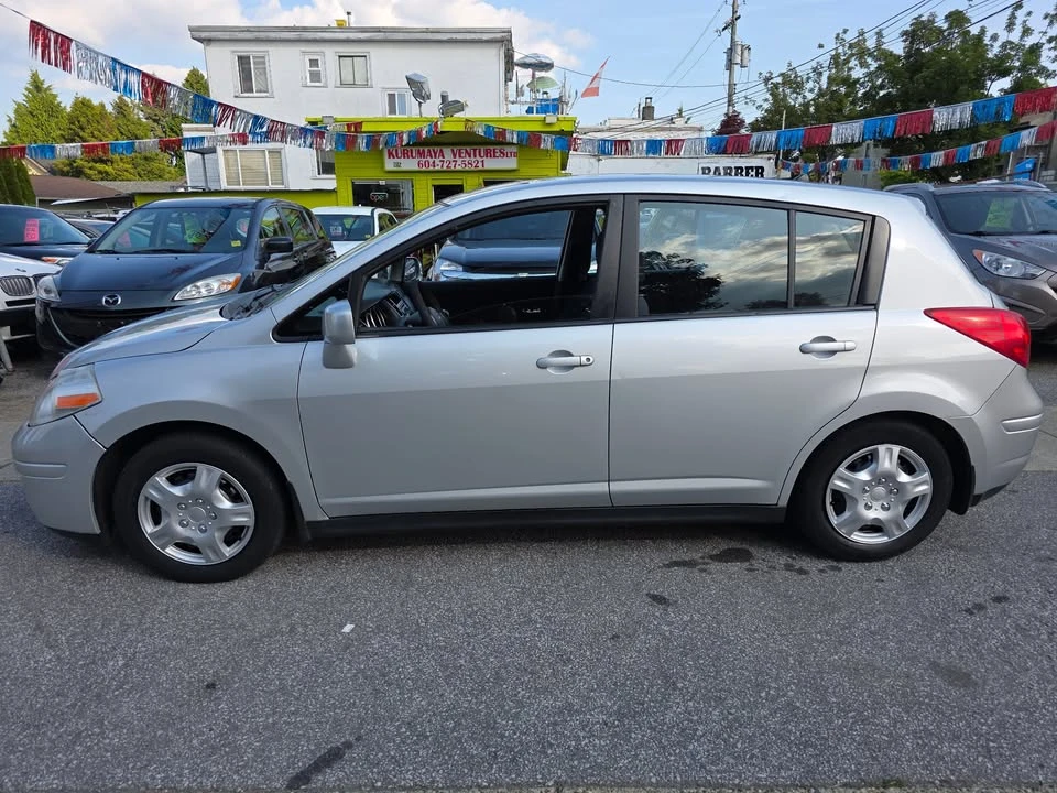 2009 Nissan Versa - Image 8 of 16