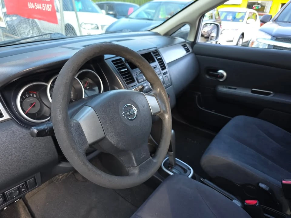2009 Nissan Versa - Image 11 of 16