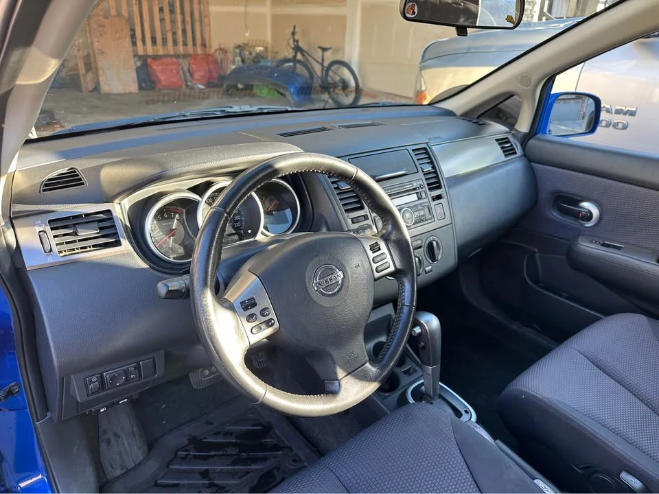 2009 Nissan Versa - Image 4 of 15