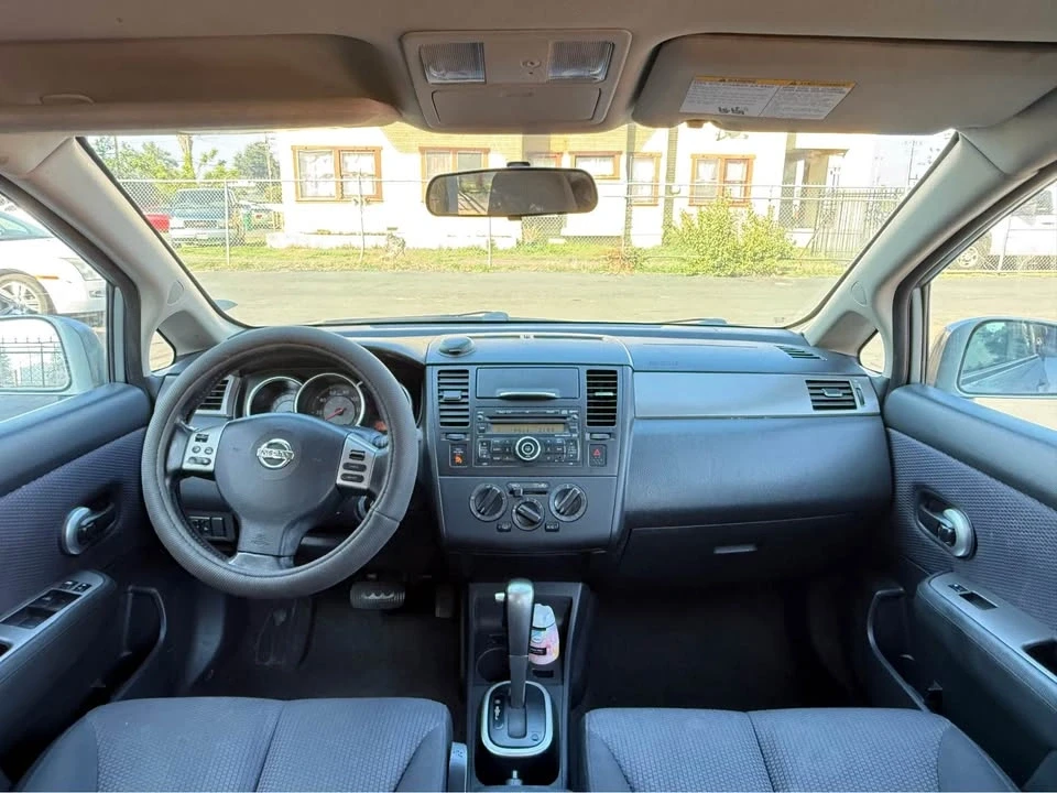 2009 Nissan Versa - Image 8 of 11