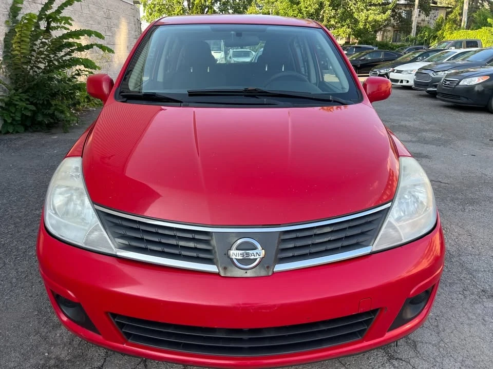 2009 Nissan Versa - Image 4 of 17
