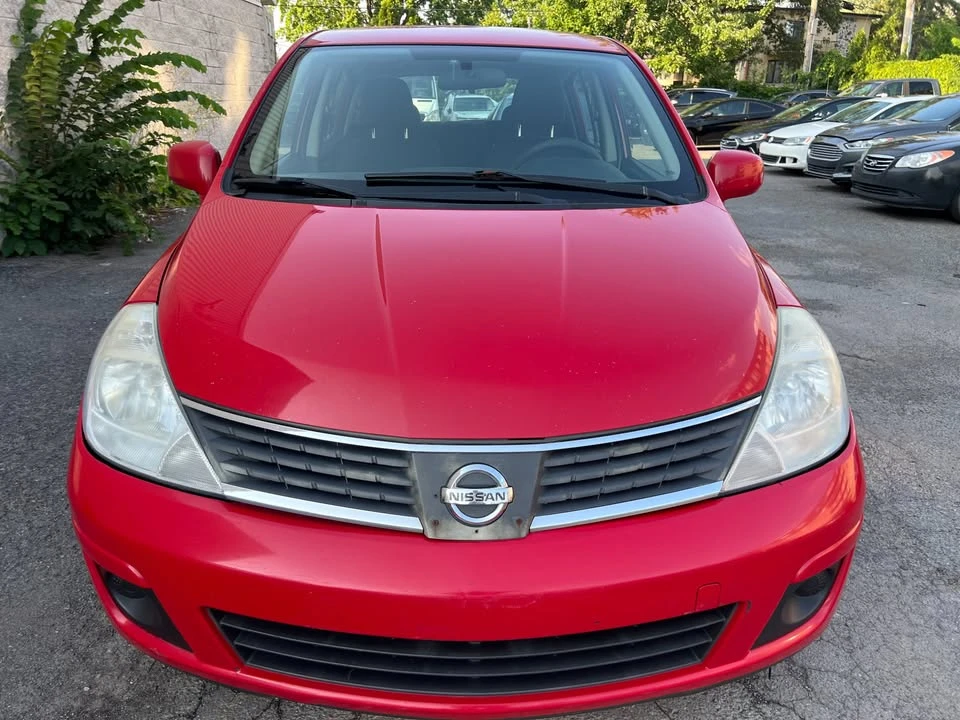 2009 Nissan Versa - Image 2 of 12