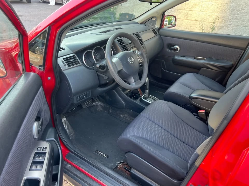 2009 Nissan Versa - Image 9 of 12