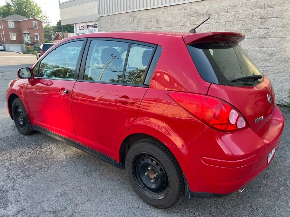 2009 Nissan Versa - Image 9 of 15