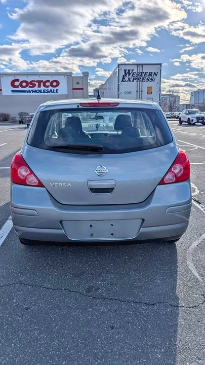 2009 Nissan Versa - Image 10 of 10