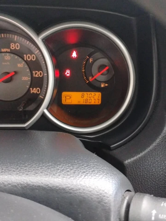 2009 Nissan Versa - Image 3 of 13