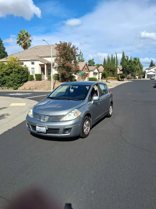 2009 Nissan Versa - Image 9 of 9