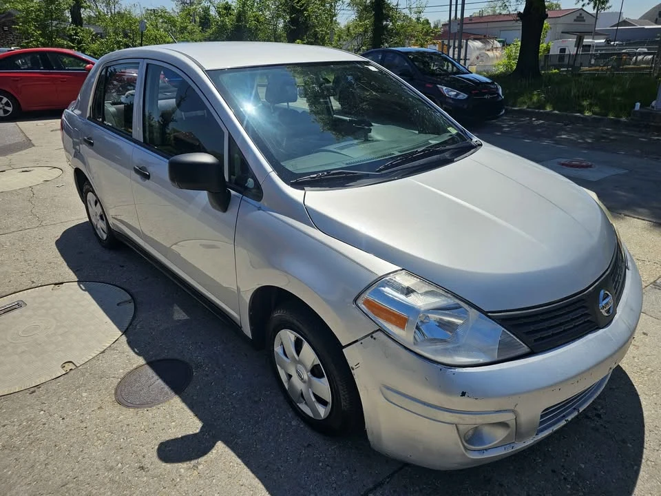 2009 Nissan Versa - Image 3 of 7