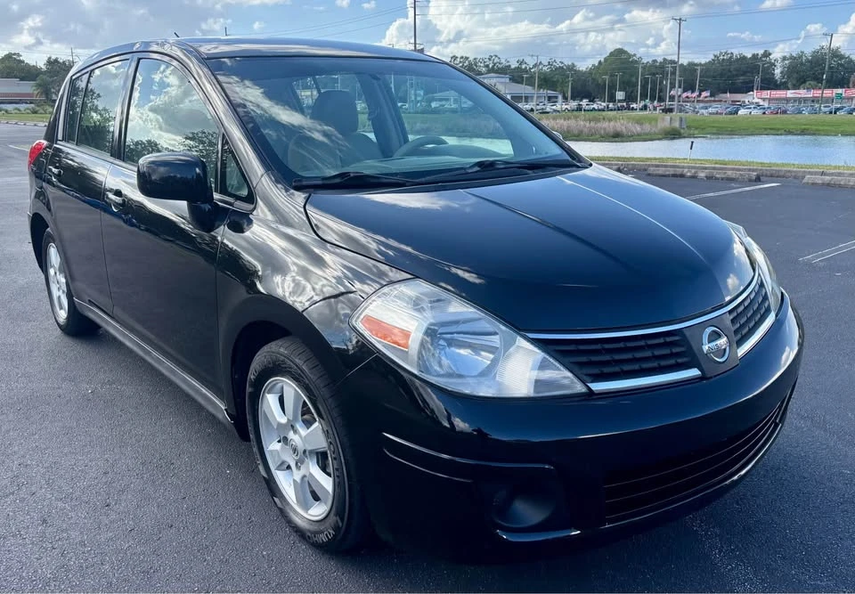 2009 Nissan Versa - Image 7 of 12