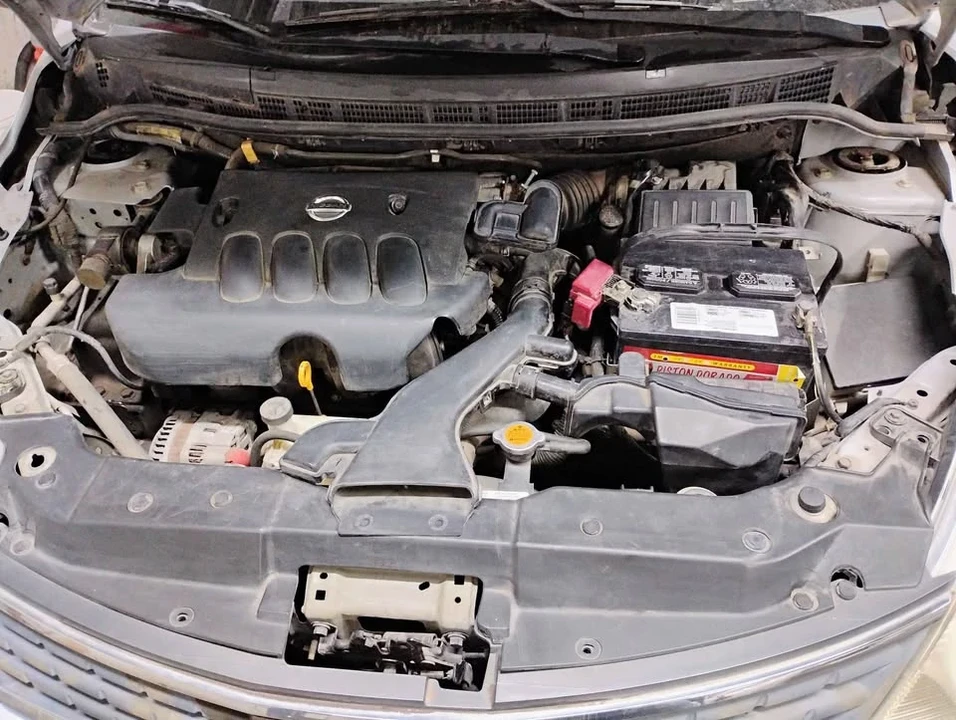 2009 Nissan Versa - Image 11 of 12