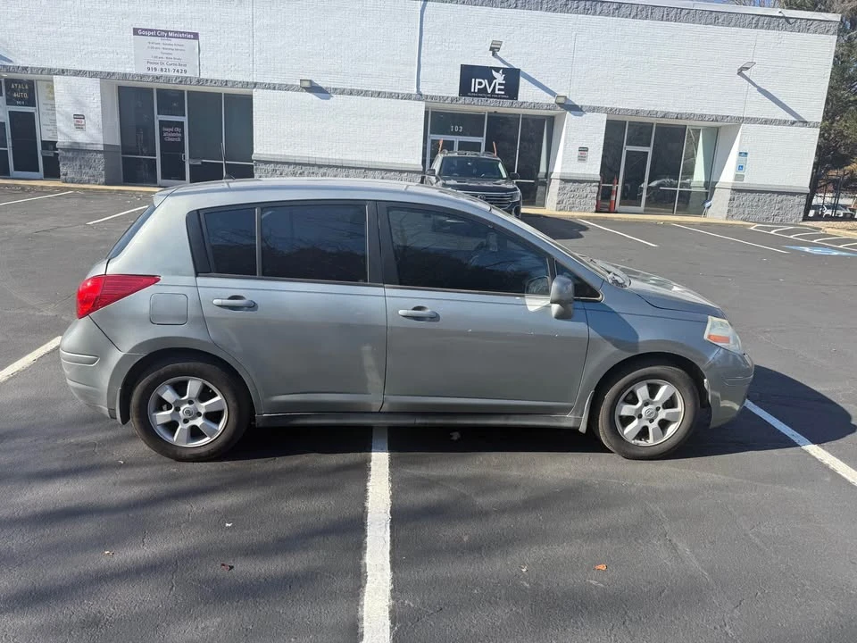 2009 Nissan Versa - Image 12 of 14