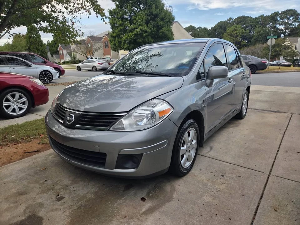 2009 Nissan Versa - Image 5 of 6