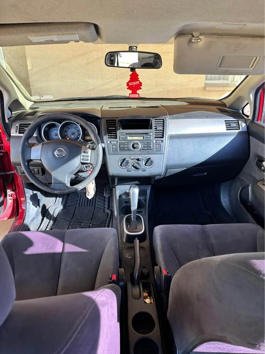 2009 Nissan Versa - Image 8 of 9