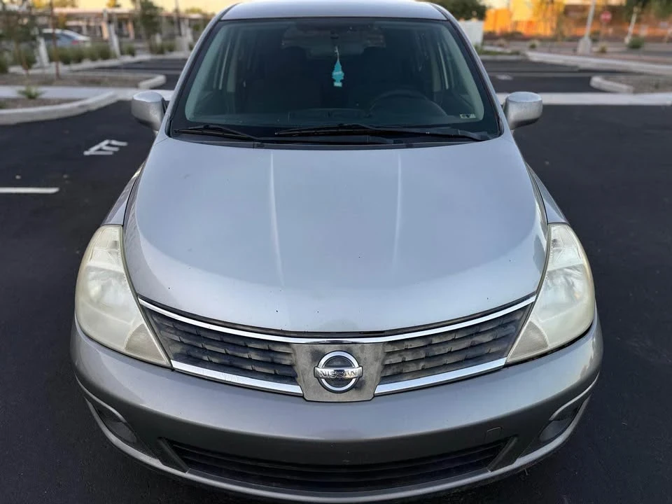 2009 Nissan Versa - Image 6 of 7