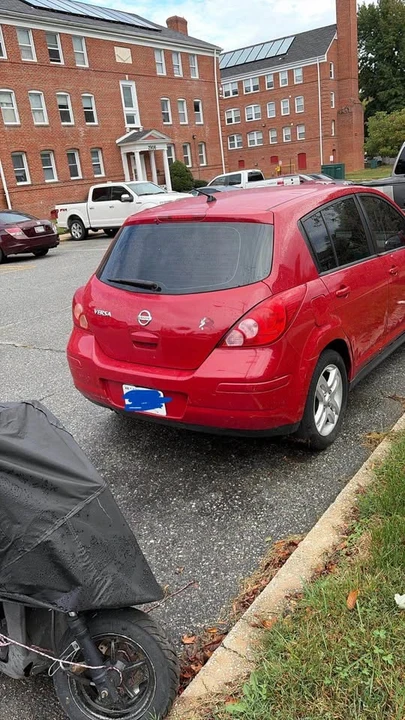 2009 Nissan Versa - Image 5 of 6