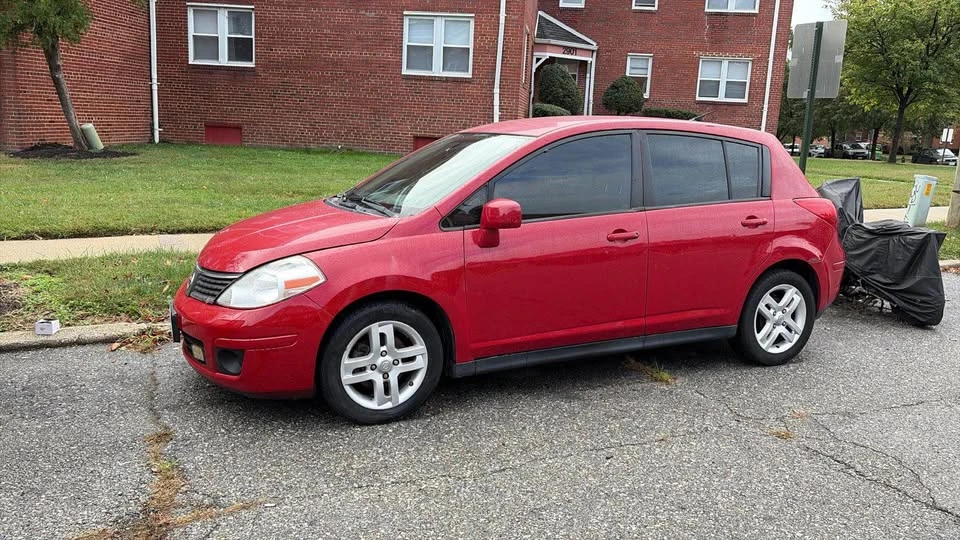 2009 Nissan Versa - Image 3 of 6