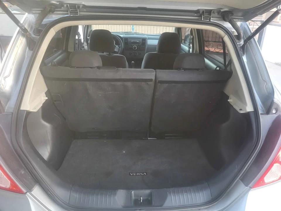 2009 Nissan Versa - Image 6 of 8