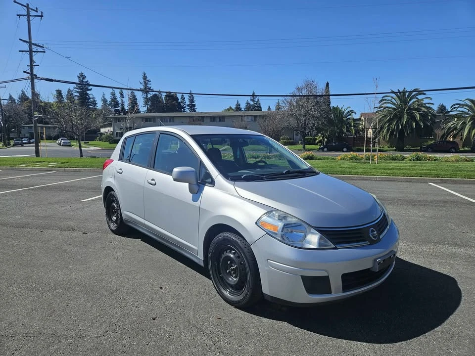 2009 Nissan Versa - Image 6 of 16