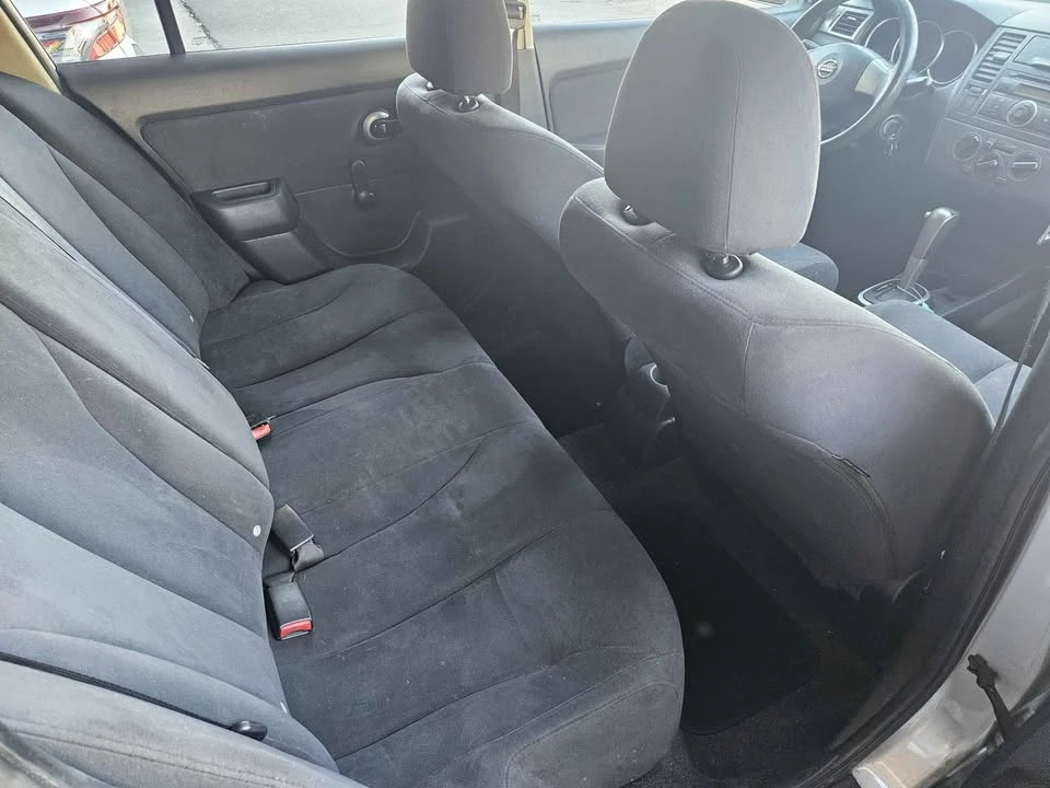 2009 Nissan Versa - Image 11 of 16
