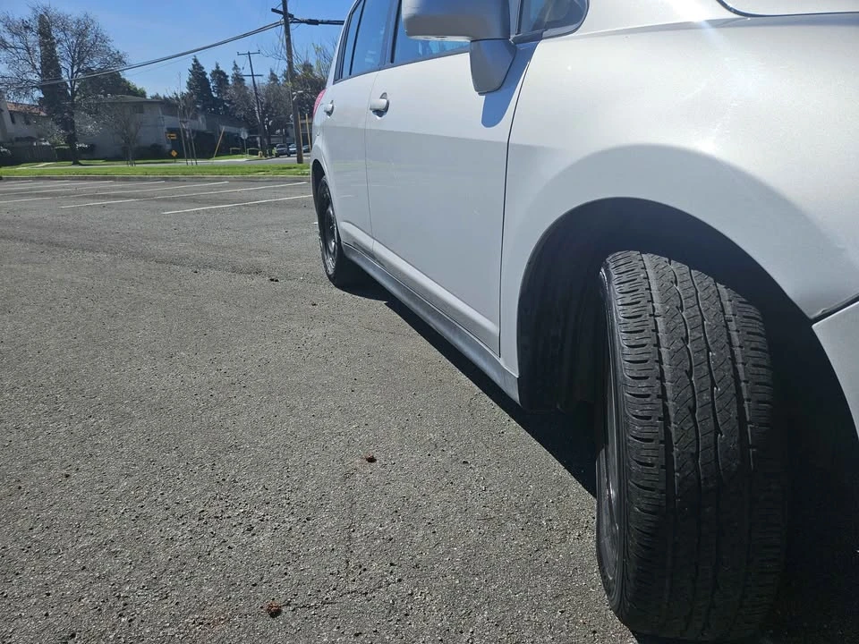 2009 Nissan Versa - Image 7 of 16