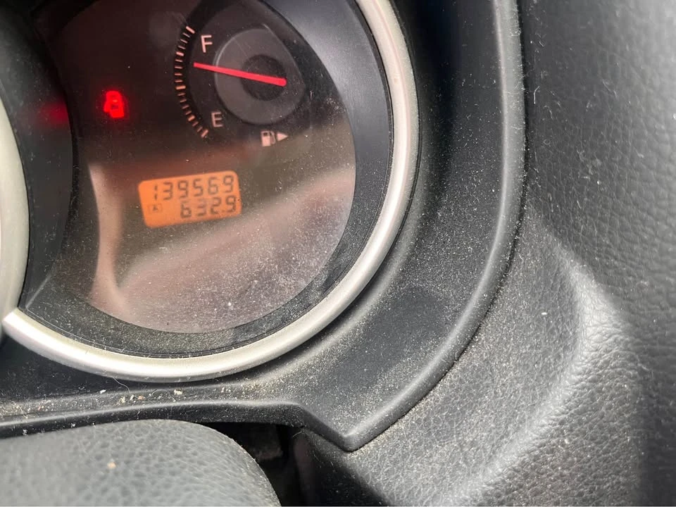 2009 Nissan Versa - Image 2 of 2