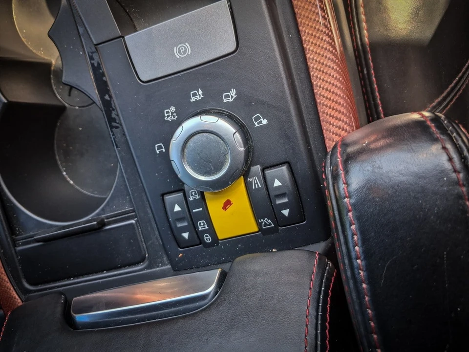2009 Land Rover Range Rover L322 - Image 12 of 30