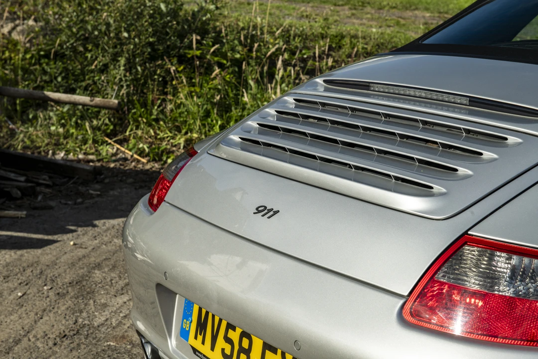 2009 Porsche 997 Carrera 4 - Image 29 of 31