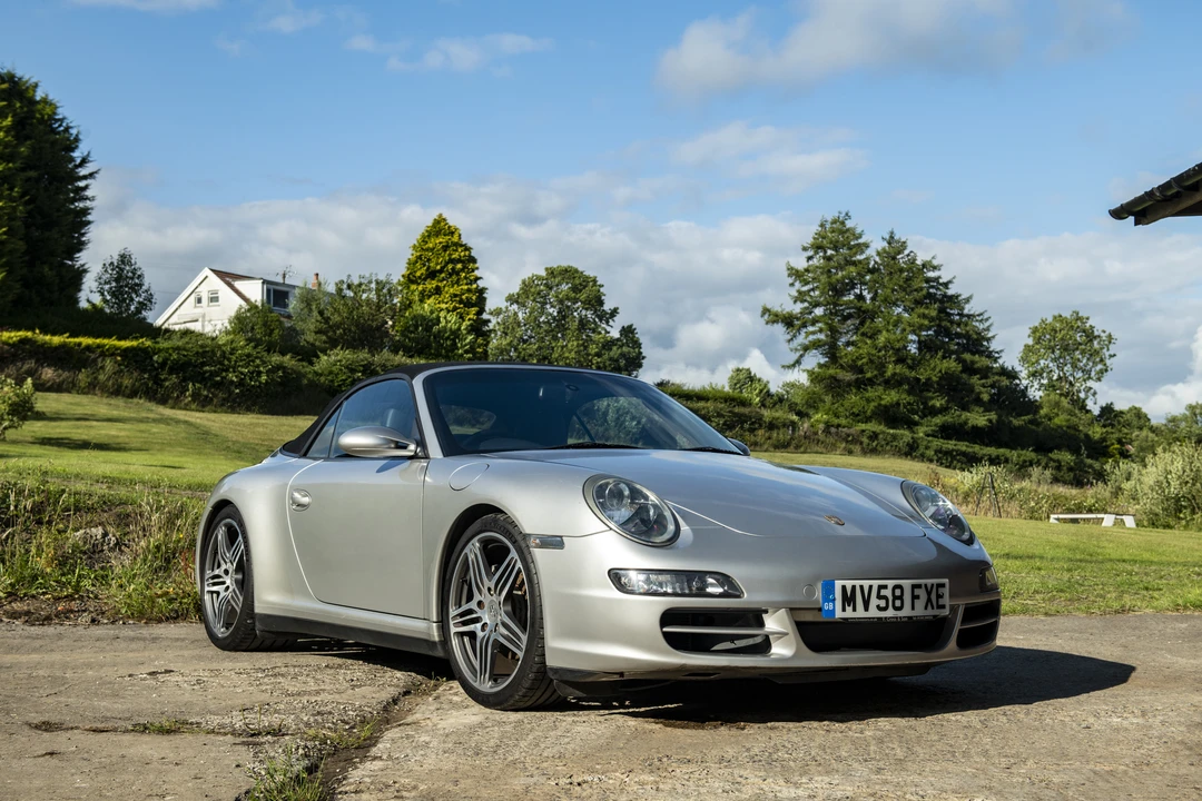 2009 Porsche 997 Carrera 4 - Image 10 of 31