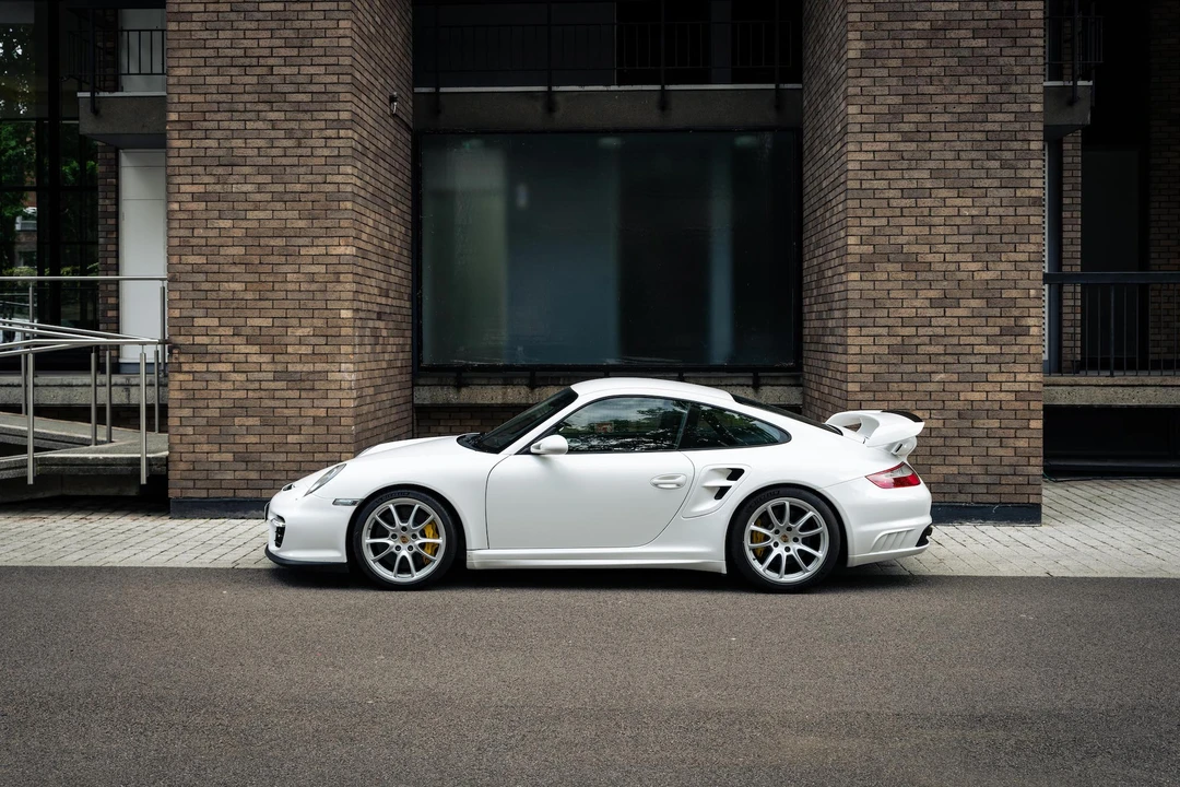 2009 Porsche 997 GT2 - Image 12 of 31