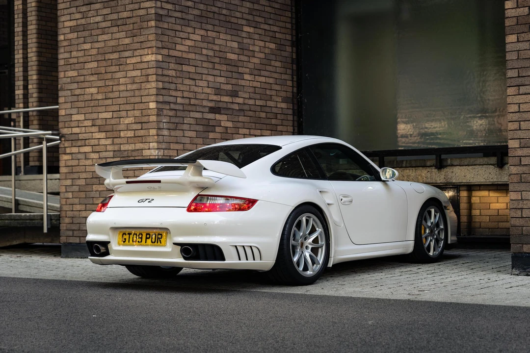 2009 Porsche 997 GT2 - Image 14 of 31