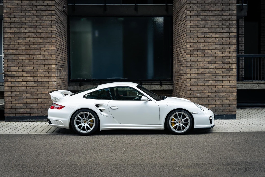 2009 Porsche 997 GT2 - Image 15 of 31