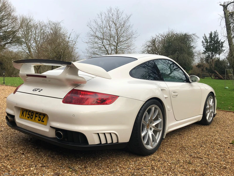 2009 Porsche 997 GT2 - Image 18 of 31