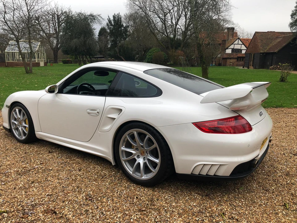 2009 Porsche 997 GT2 - Image 12 of 31