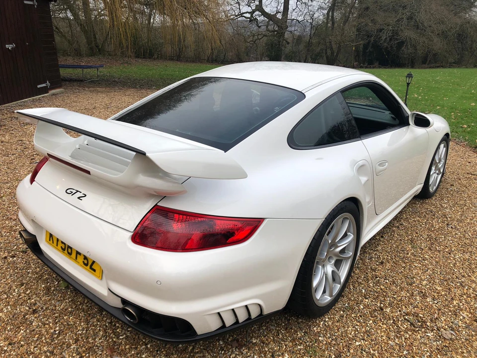 2009 Porsche 997 GT2 - Image 17 of 31