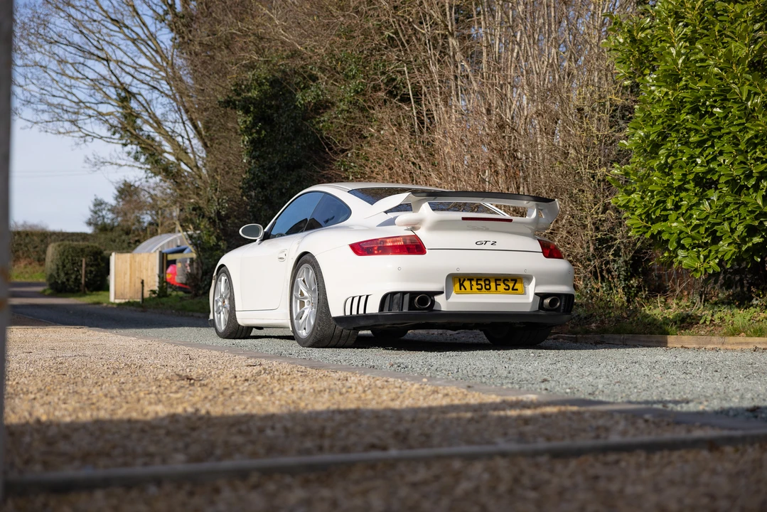 2009 Porsche 997 GT2 - Image 16 of 31