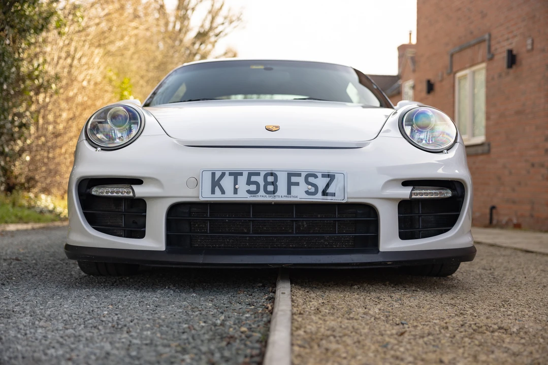 2009 Porsche 997 GT2 - Image 19 of 31