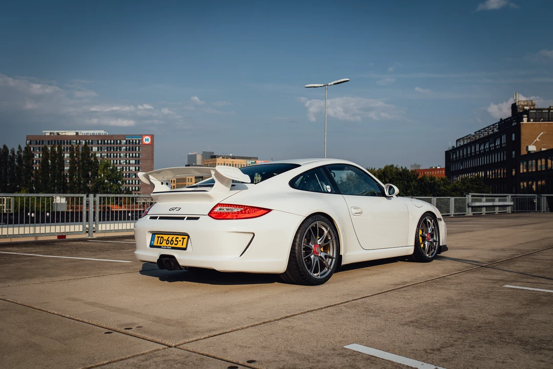 2009 Porsche 997 GT3 - Image 16 of 31