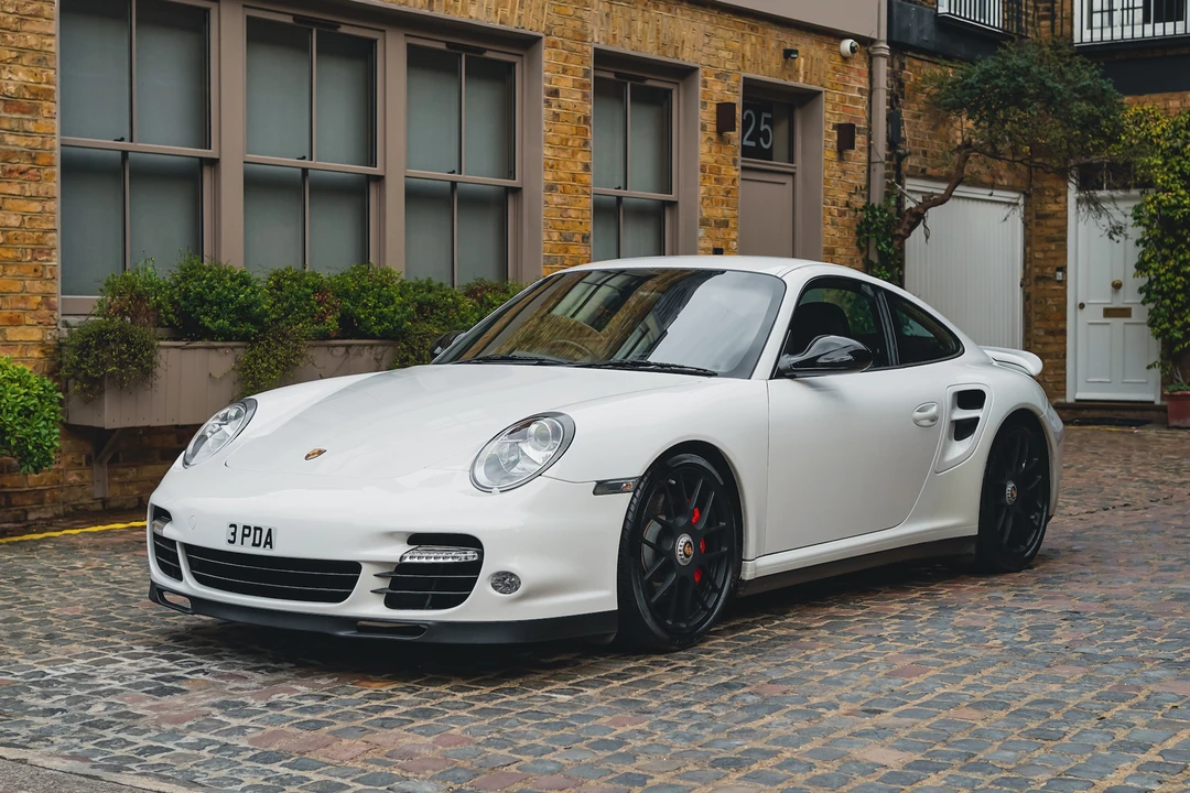2009 Porsche 997 Turbo - Image 2 of 31