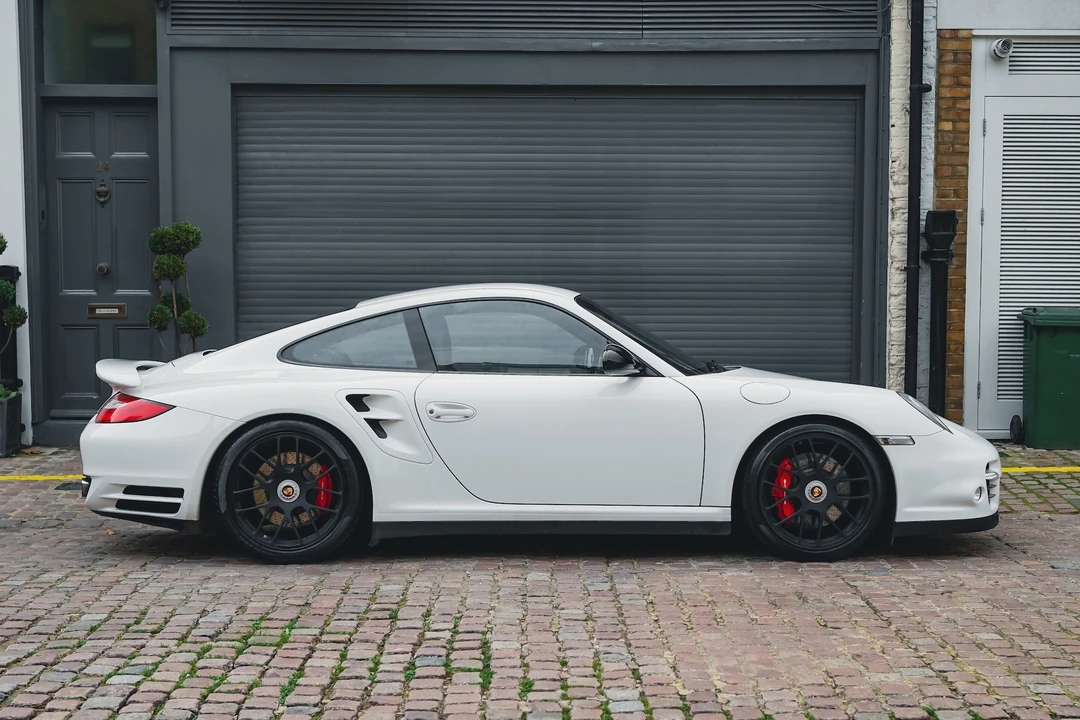 2009 Porsche 997 Turbo - Image 8 of 31