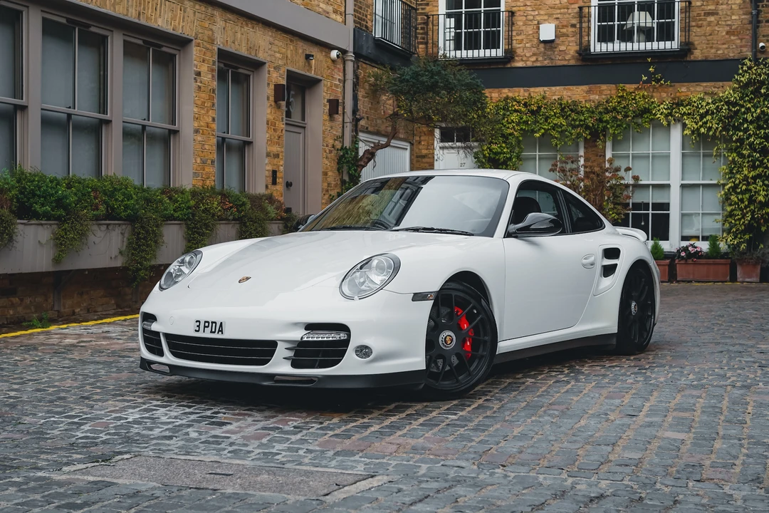 2009 Porsche 997 Turbo - Image 16 of 31