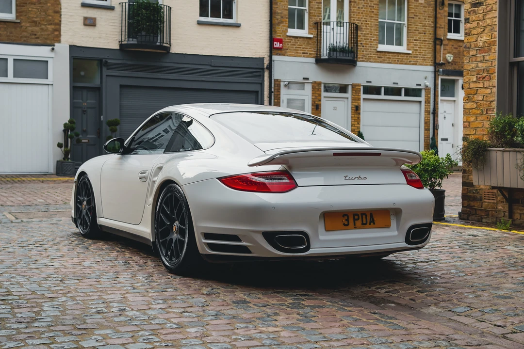 2009 Porsche 997 Turbo - Image 12 of 31