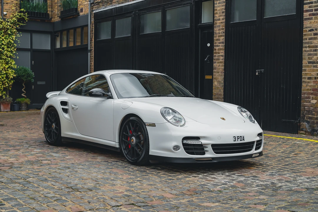 2009 Porsche 997 Turbo - Image 15 of 31