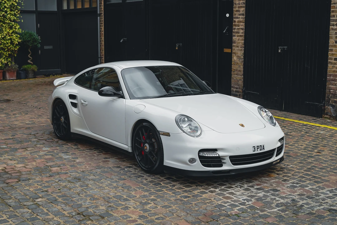 2009 Porsche 997 Turbo - Image 9 of 31