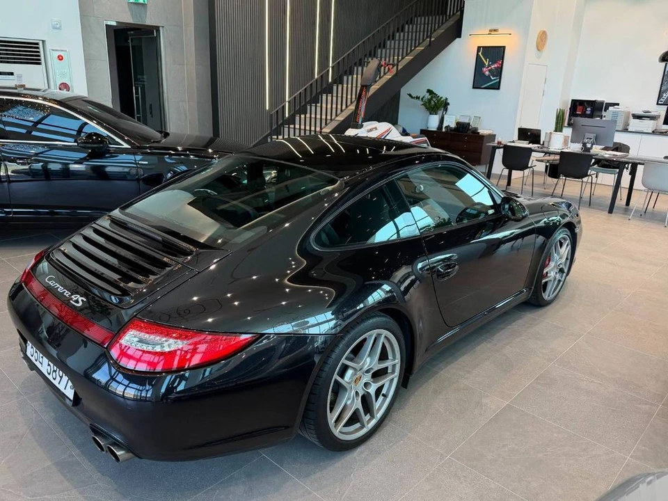 2009 Porsche 911 - Image 5 of 20