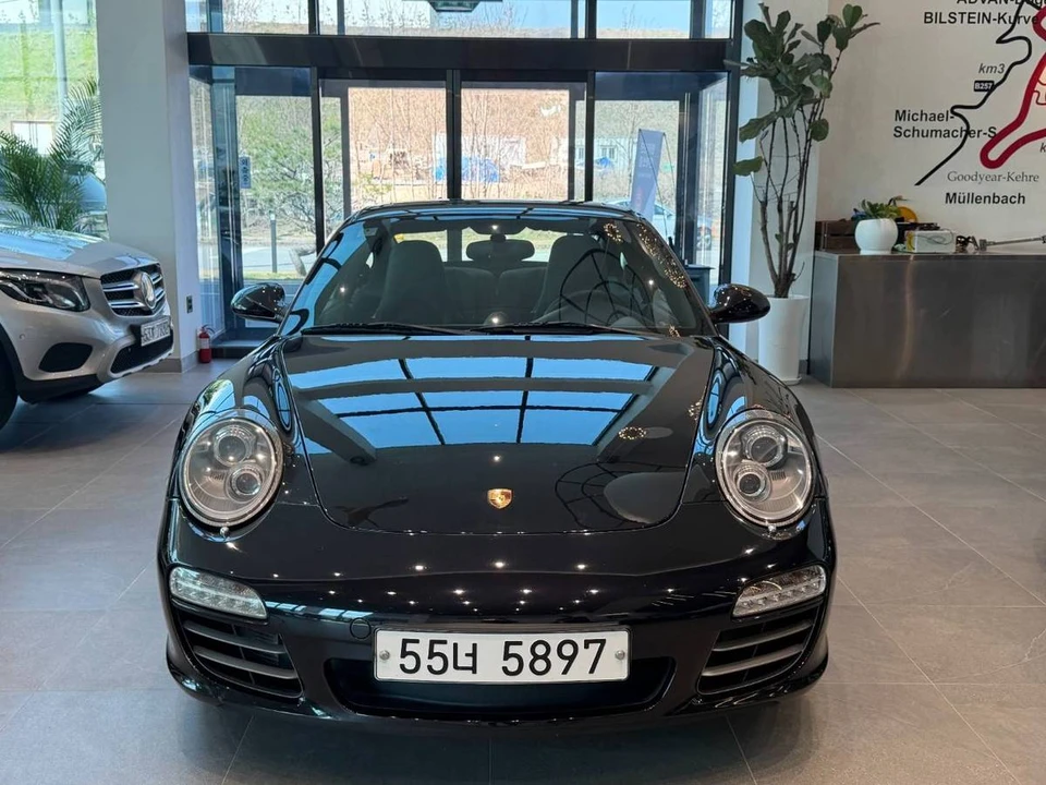 2009 Porsche 911 - Image 4 of 20