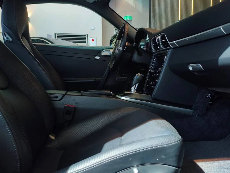 2009 Porsche 911 - Image 15 of 20