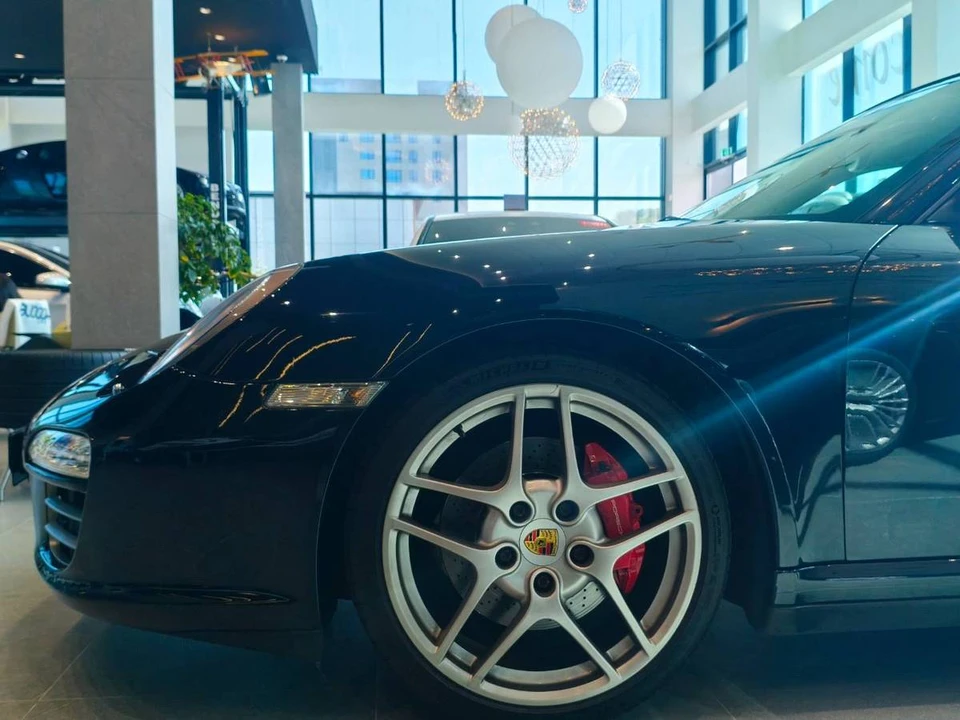2009 Porsche 911 - Image 9 of 20