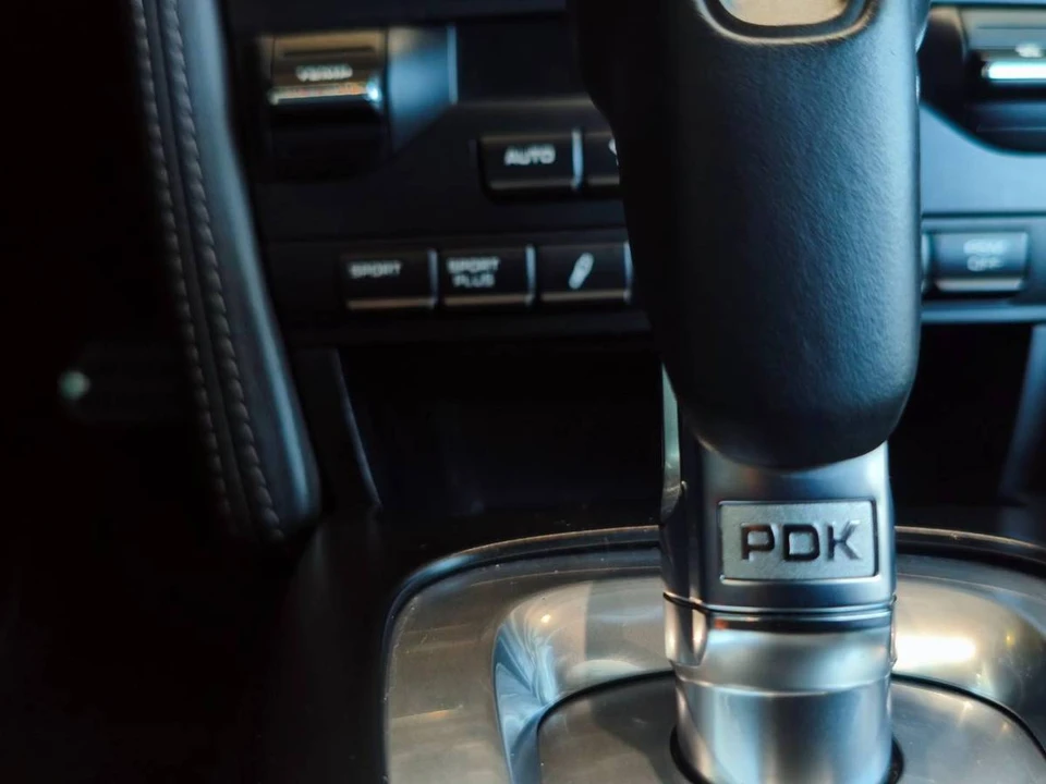 2009 Porsche 911 - Image 18 of 20