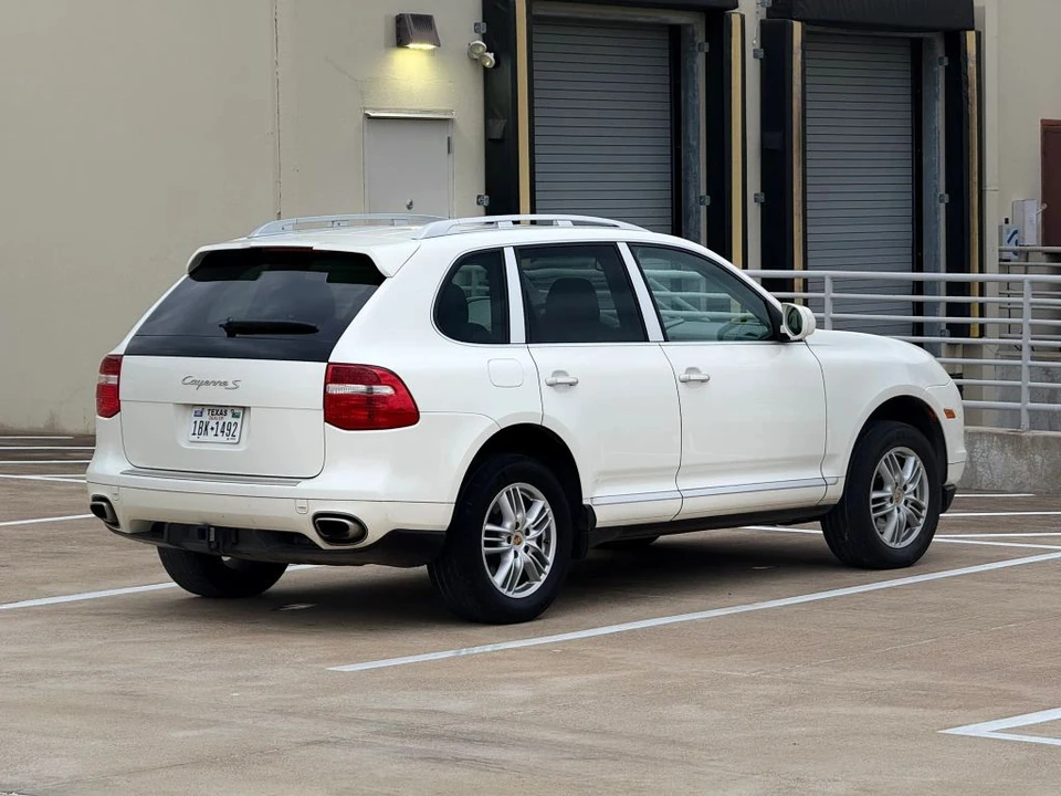 2009 Porsche 955/957 Cayenne - Image 24 of 31