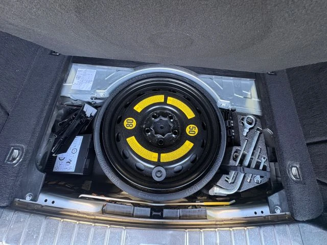 2009 Porsche 955/957 Cayenne - Image 8 of 28
